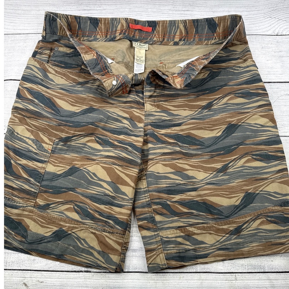 LL Bean Men's 36 Camo Print Hiking Shorts‎ Cotton Blend Outdoor Casual